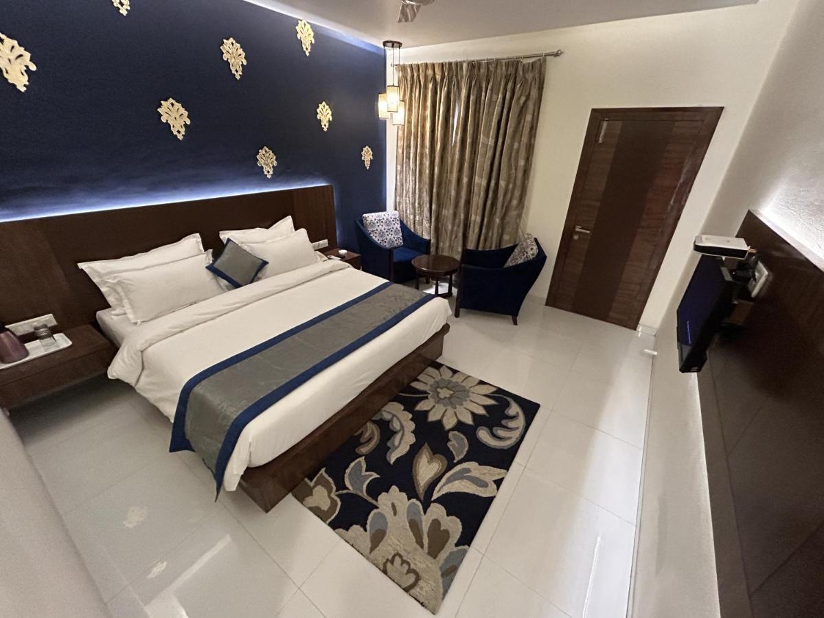 Hotel Gautam Lonavala Eksteriør bilde